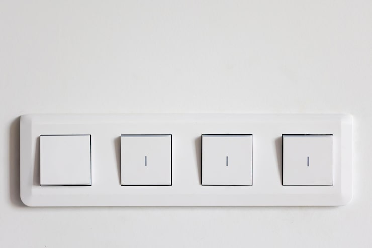 Схема подключения трехклавишного выключателя на три лампы